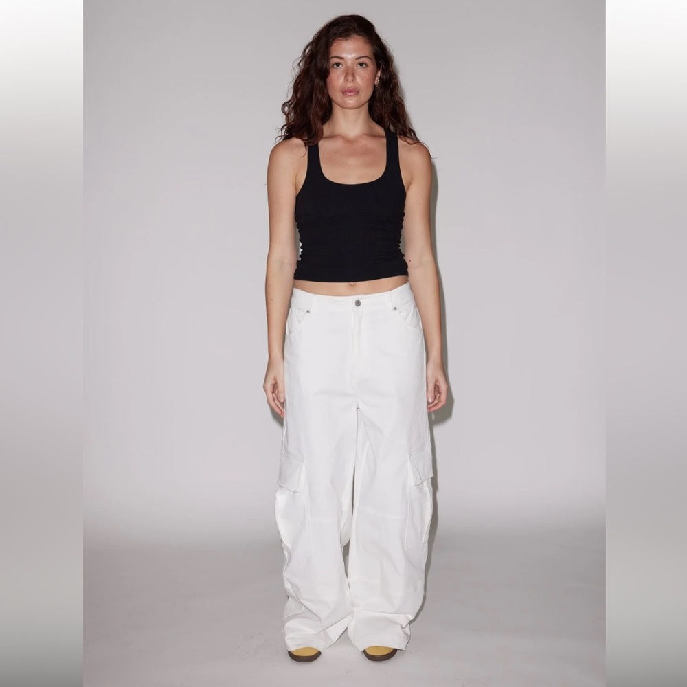 Local European White Wide Leg Relaxed Denim Cargo Jeans Size Small NWT